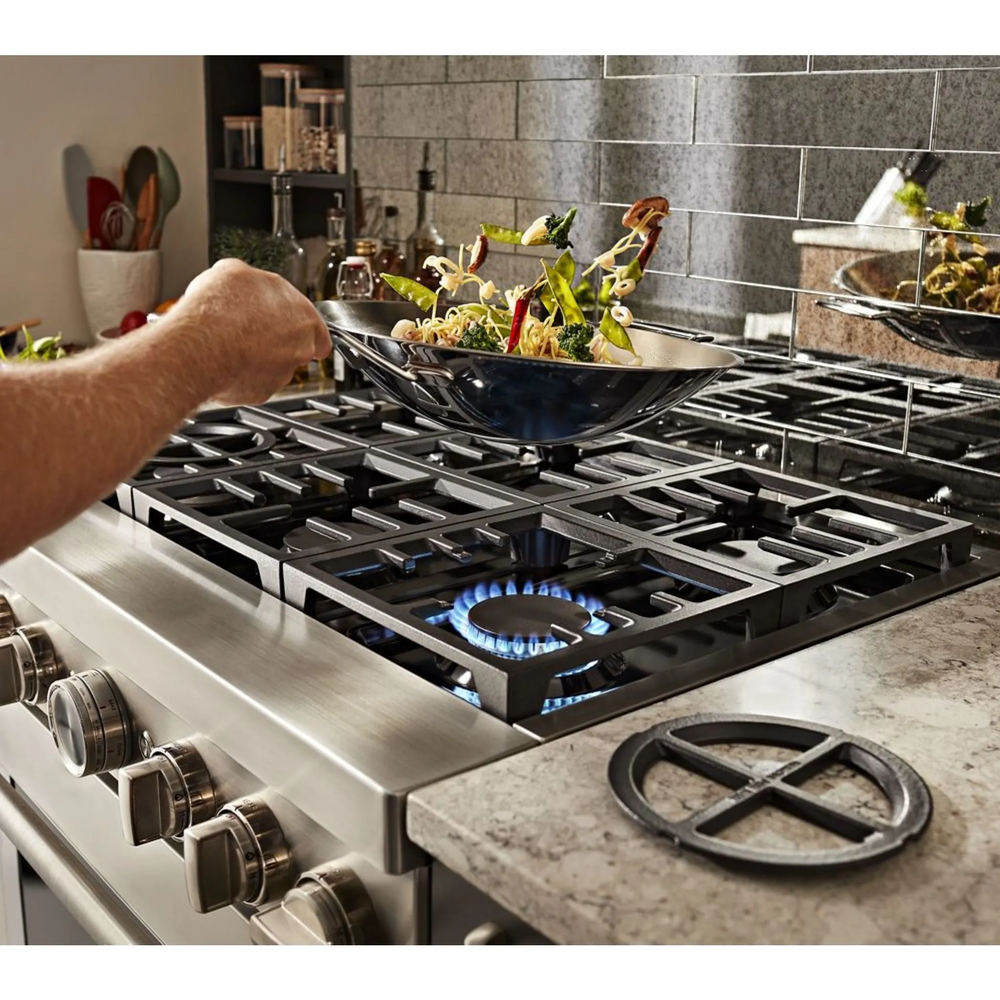 KitchenAid  36'' Smart Commercial-Style Dual Fuel Range with 6 Burners (KFDC506JSC)