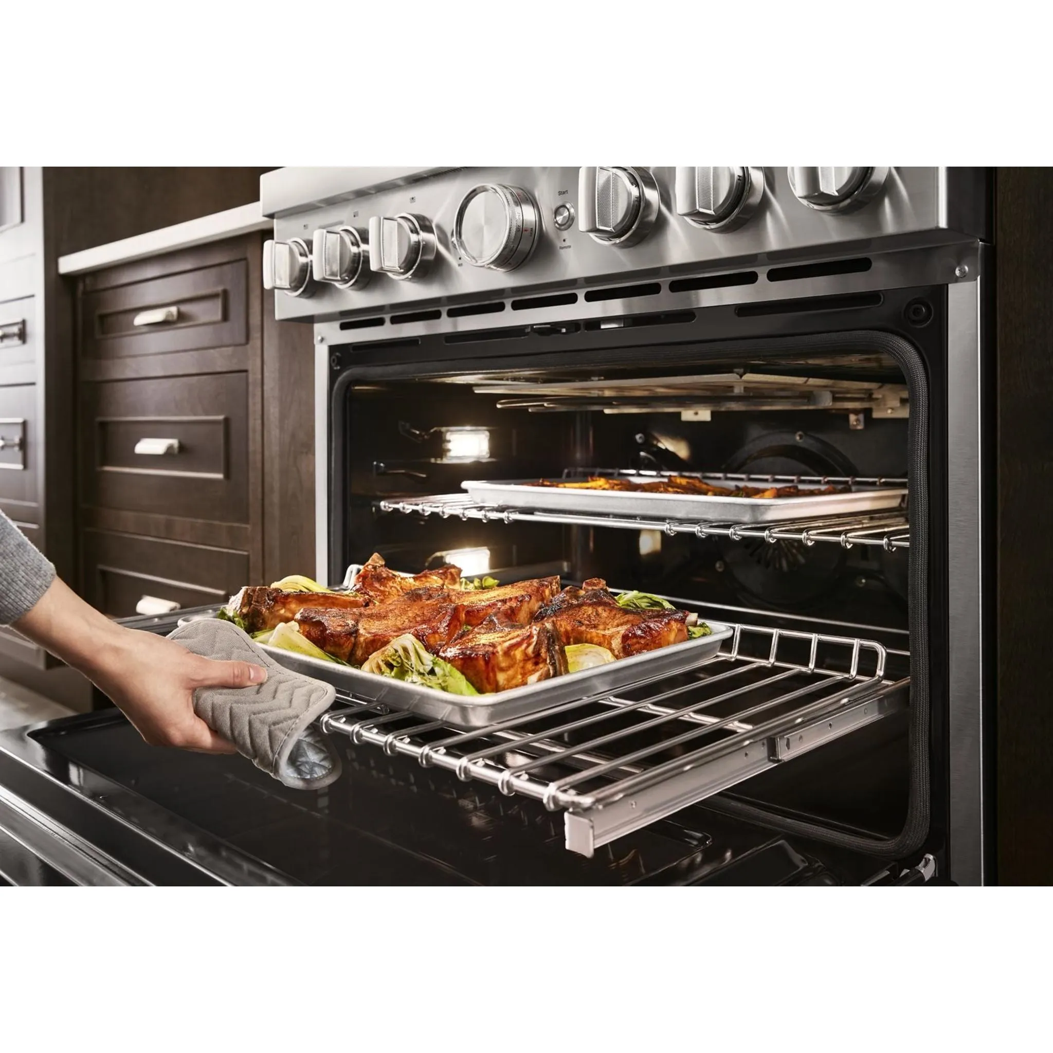 KitchenAid  36'' Smart Commercial-Style Dual Fuel Range with 6 Burners (KFDC506JSC)