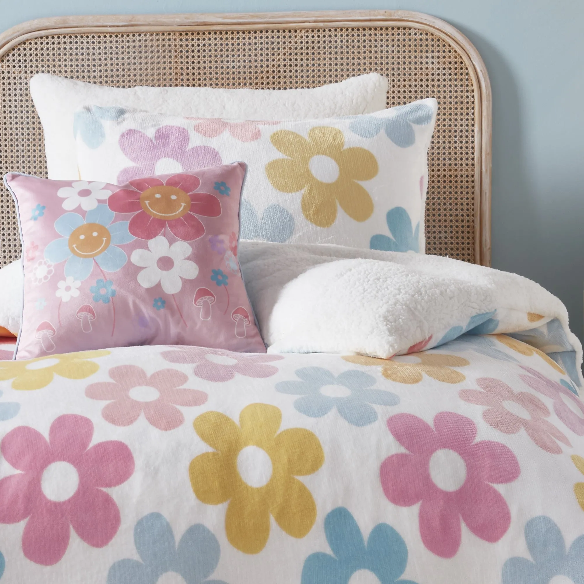 Retro Flower Duvet Cover Set by Bedlam in Multi